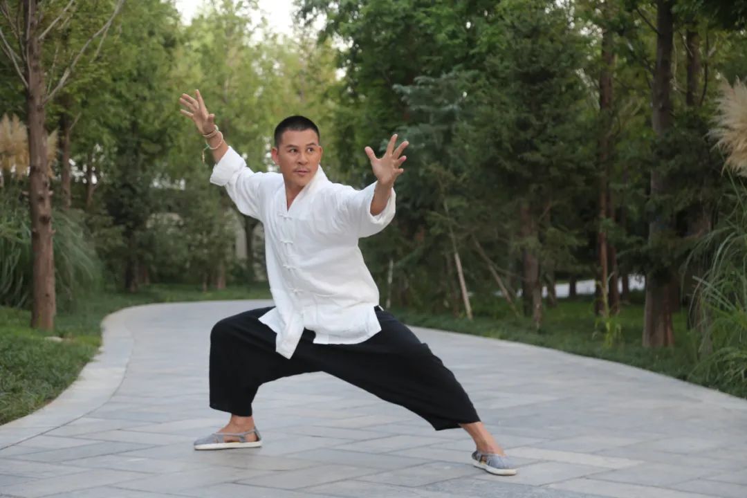 爱磁县作贡献功夫巨星助力旅发