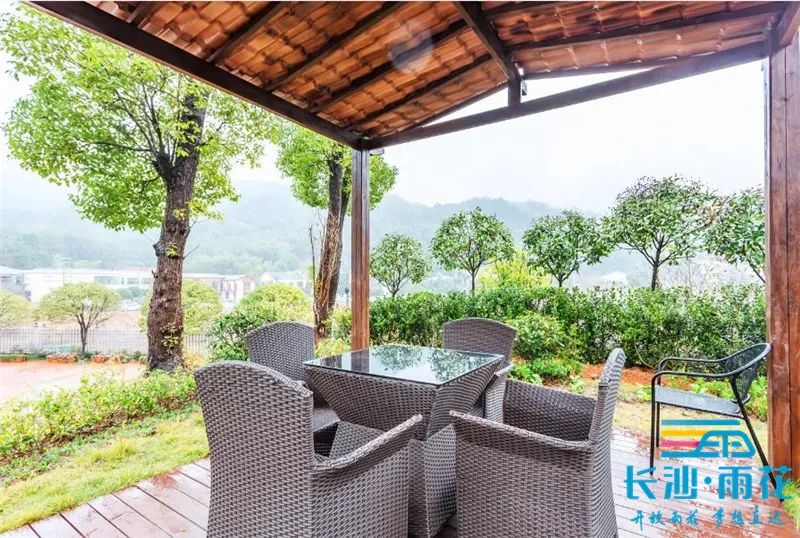 一村一品奔小康丨石燕湖村小民宿大产业托起村民致富梦