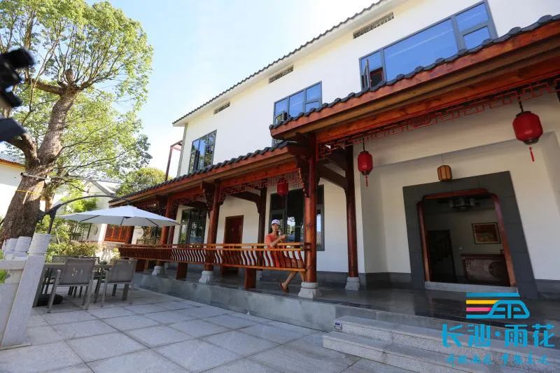 一村一品奔小康丨石燕湖村小民宿大产业托起村民致富梦