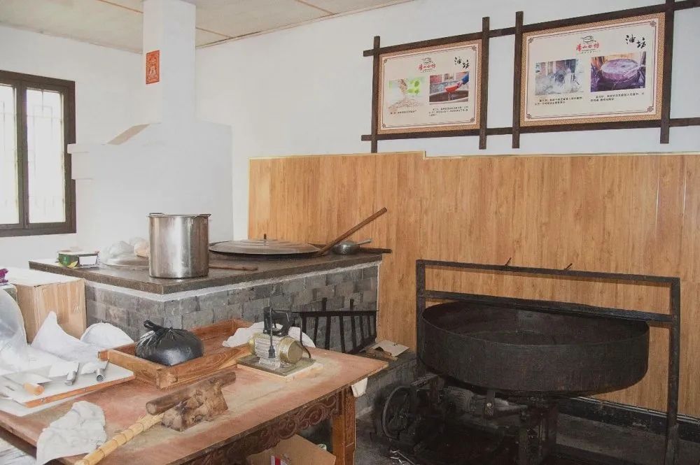 在传统手工艺几近消失的今天,汤山七坊的潘家榨油坊