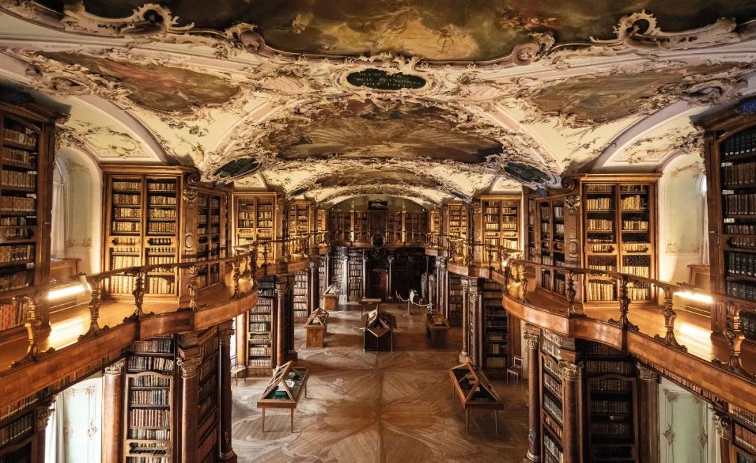 哈利波特图书馆瑞士这座城市有同款