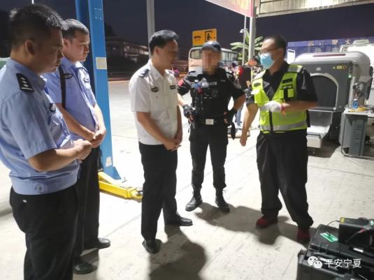 红蓝对抗前线传真马占文赴墨江慰问宁夏参战队员