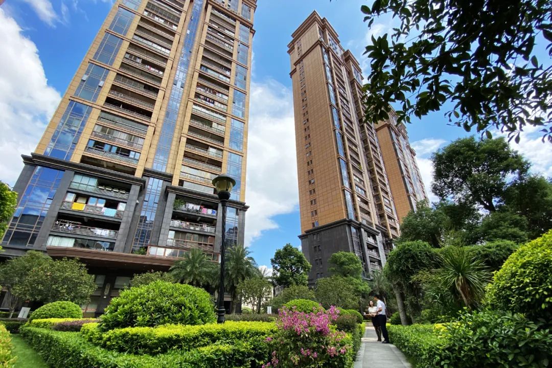 了物业管理信息系统和星级评价系统,位于得贵路的阳光白金瀚宫小区