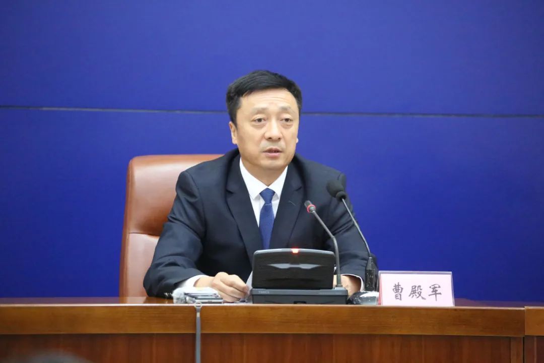 发布会上,历城区委副书记,区长曹殿军介绍了历城区在统筹疫情防控和