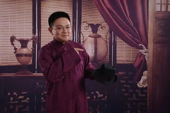 三天就要售罄的说唱秀肖百达带着加场来了