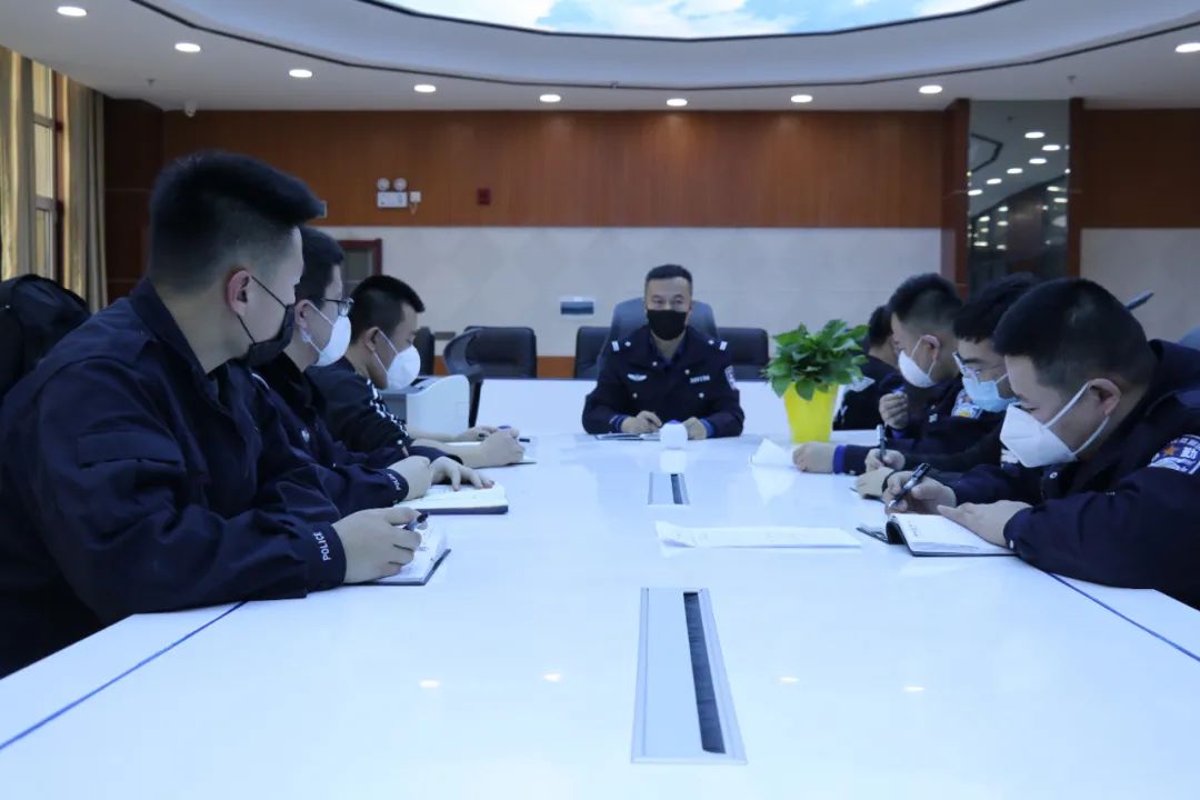 教育整顿先进典型马春天公安情报研判有一手