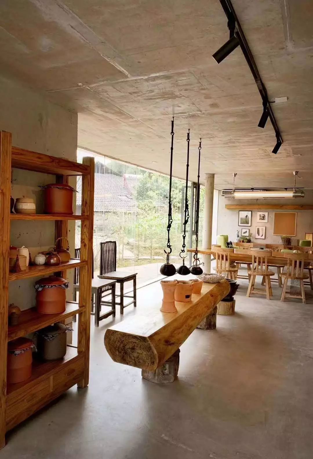 旅行小贴士景区热线:023-66456788运营:17764821288民宿:18875365032