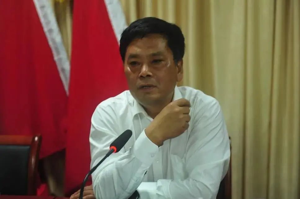 县委副书记徐同柱做总结讲话徐同柱强调,厕所改