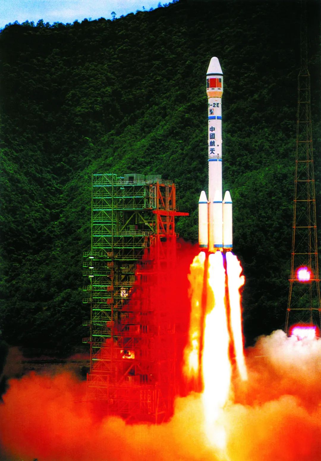 CG图 | 当前中国最大的运载火箭——长征5号 - 知乎