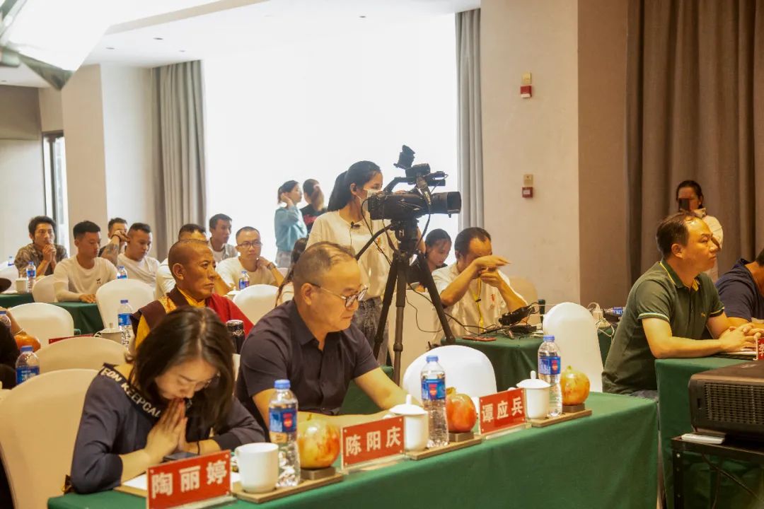 杭州石榴花开品牌管理有限公司"丽江石榴哥"金国伟,杭州石榴花