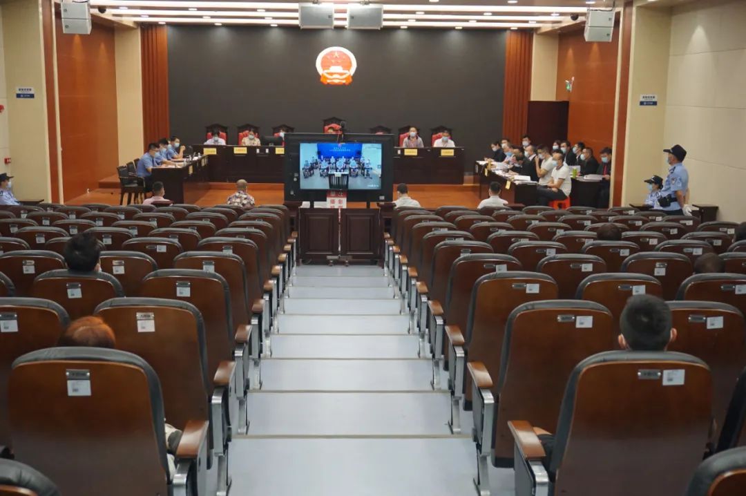 16人,2.7万吨污染环境案在佛冈法院开庭