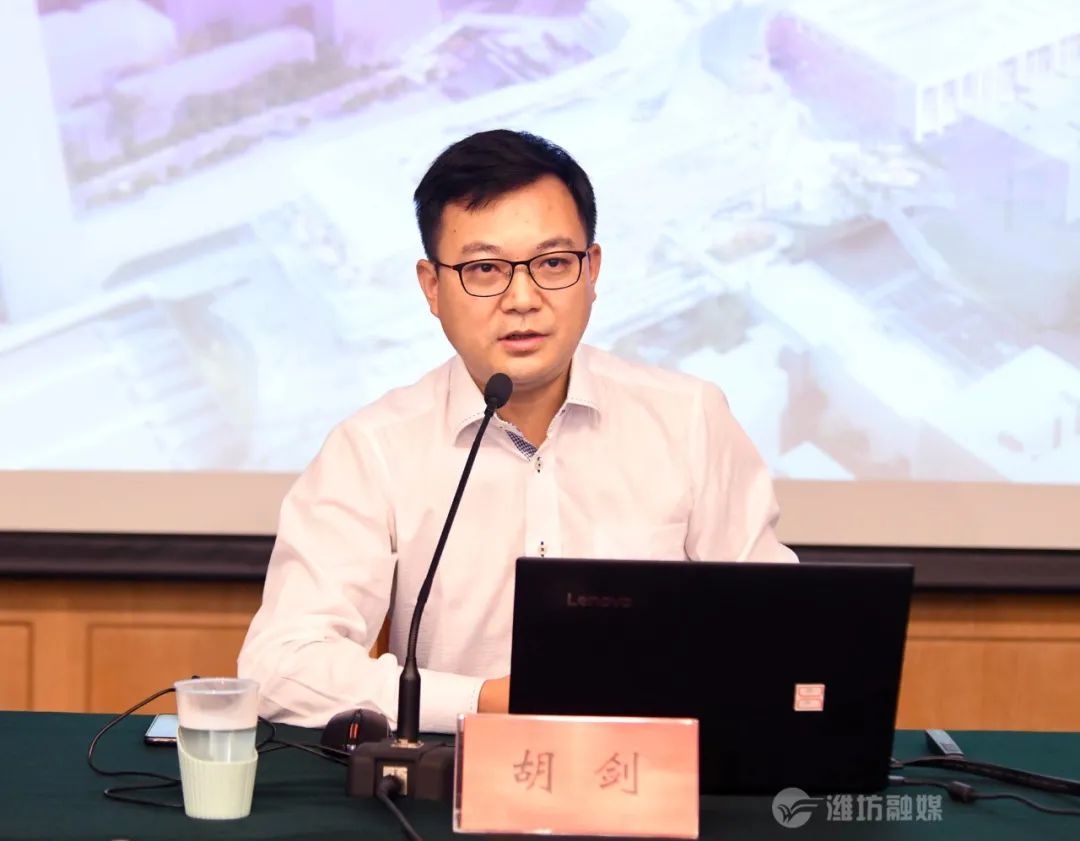 市领导惠新安,苏立科,刘运出席,市委常委,副市长刘建