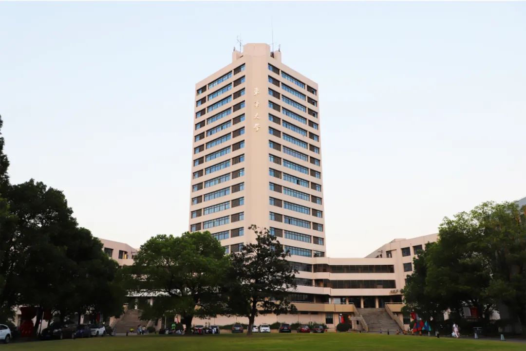 东华我们回来了