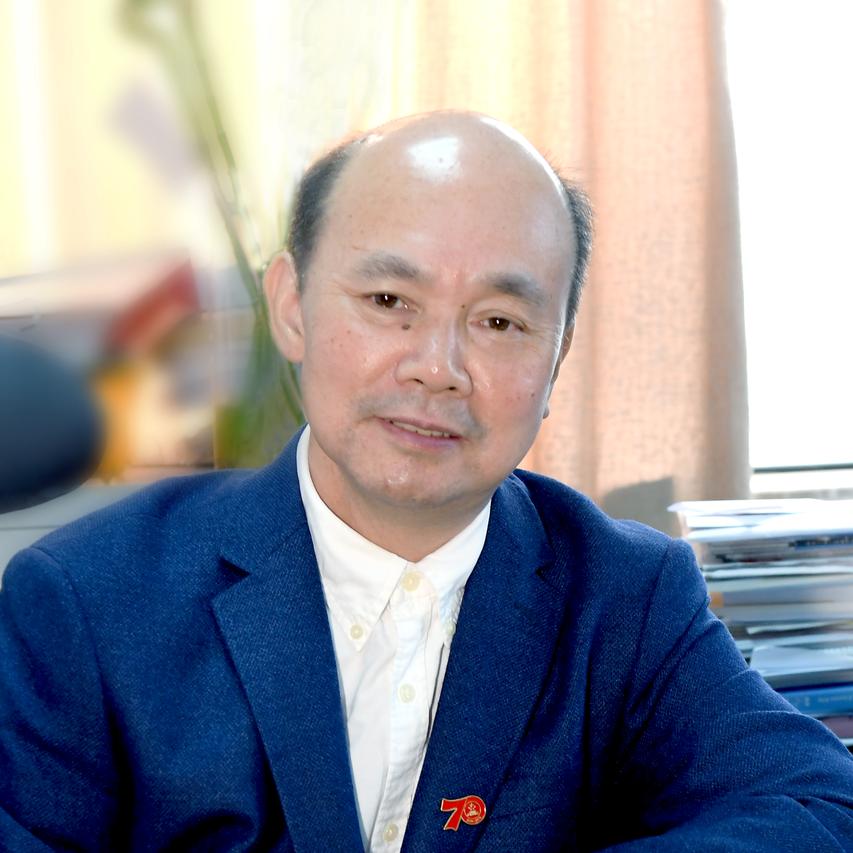 与挑战黄荣怀北京师范大学智慧学习研究院院长贾晓明小盒科技联合创始