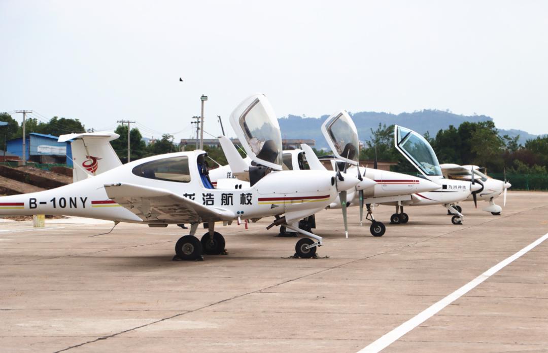 太棒了梁平机场获得a1类通用机场使用许可证可正式营业啦