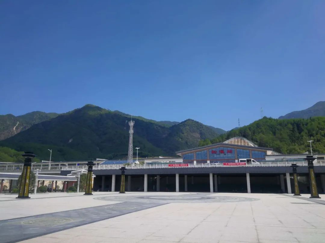 衢宁铁路车站太有特色了看完超想去打卡