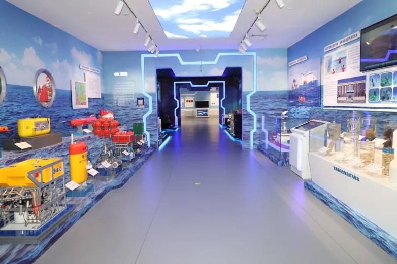 "科技报国七十载 创新支撑强国梦——中国科学院创新成果展"位于中国