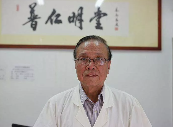 贺氏针灸三通法传承人贺喜教授,应邀担任名誉会长