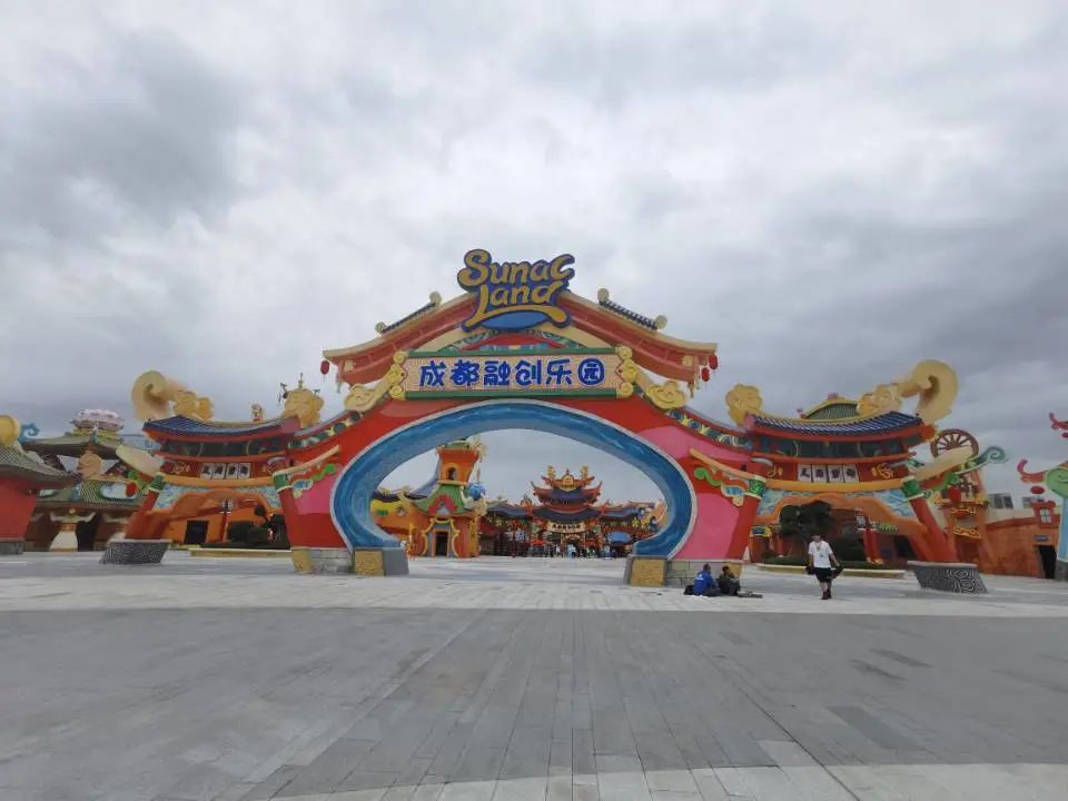 @重庆及全国各地的朋友，“天府旅游名县”——都江堰向你发来一封邀请信！