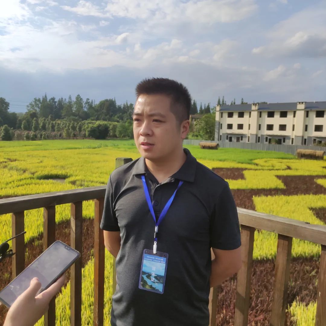 @重庆及全国各地的朋友，“天府旅游名县”——都江堰向你发来一封邀请信！