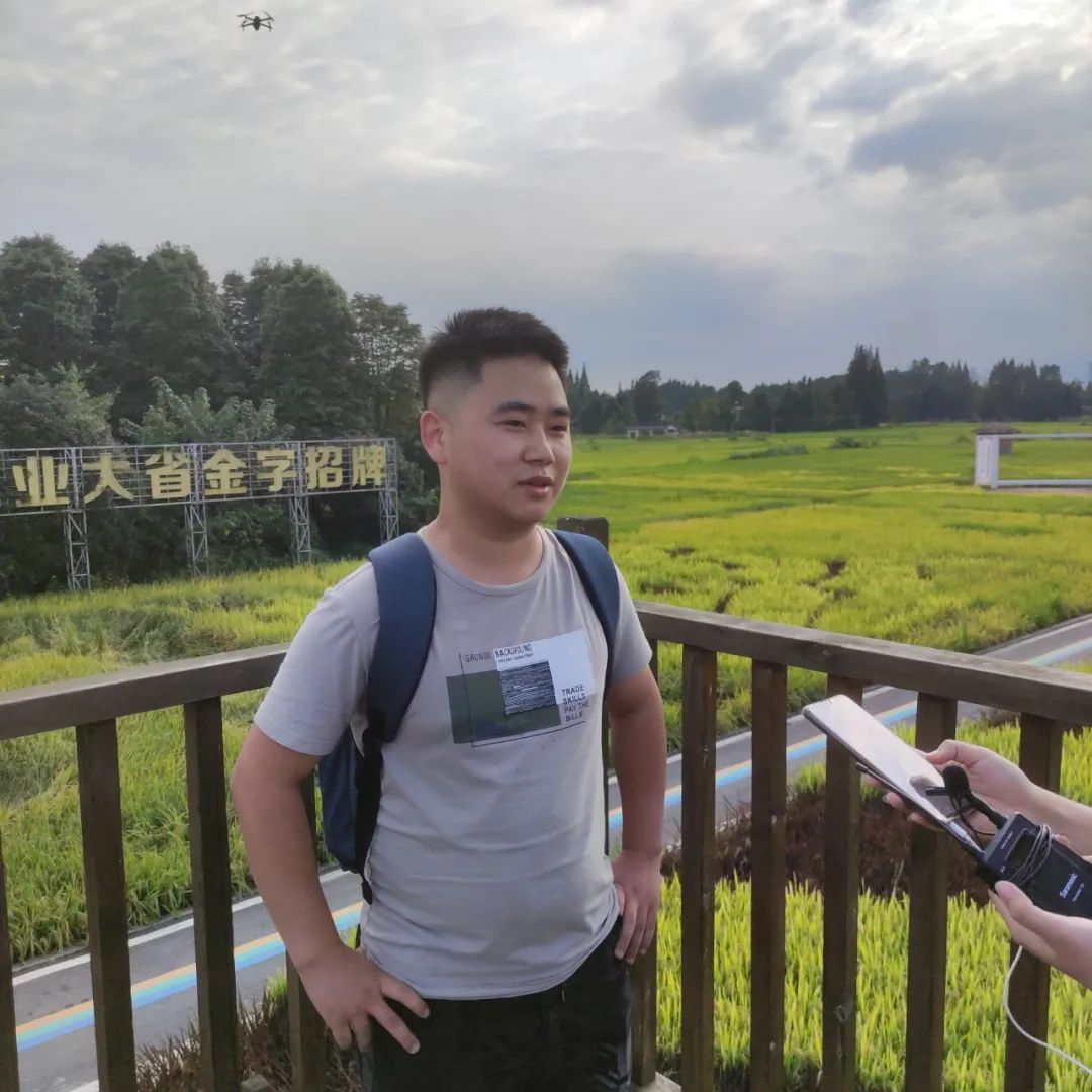 @重庆及全国各地的朋友，“天府旅游名县”——都江堰向你发来一封邀请信！