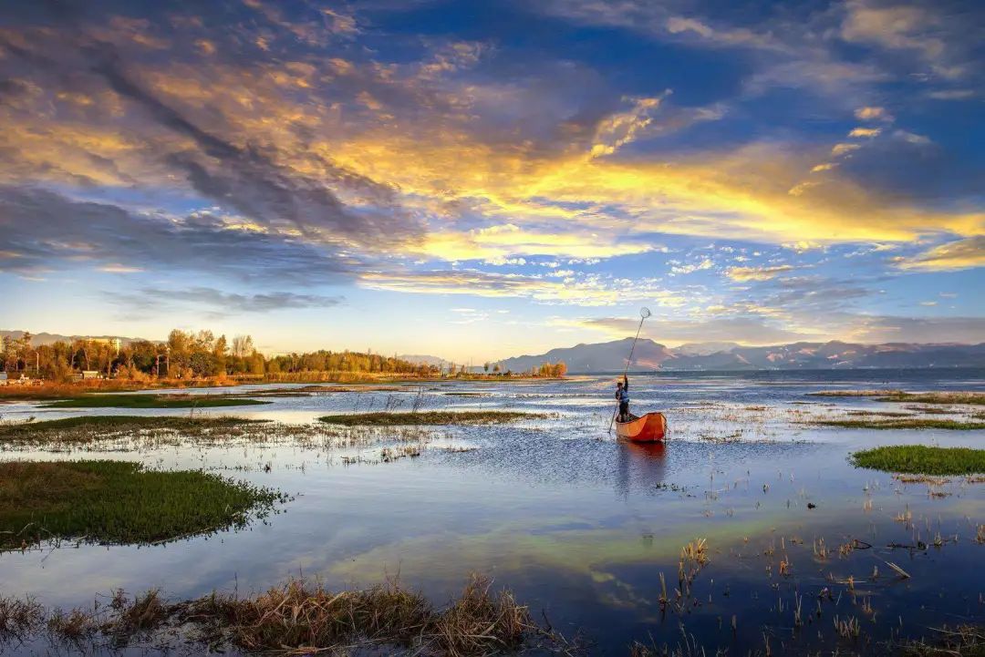 这不是问题找个周末,抑或十一苍山洱海,古城双廊,就在那里大理,在等你