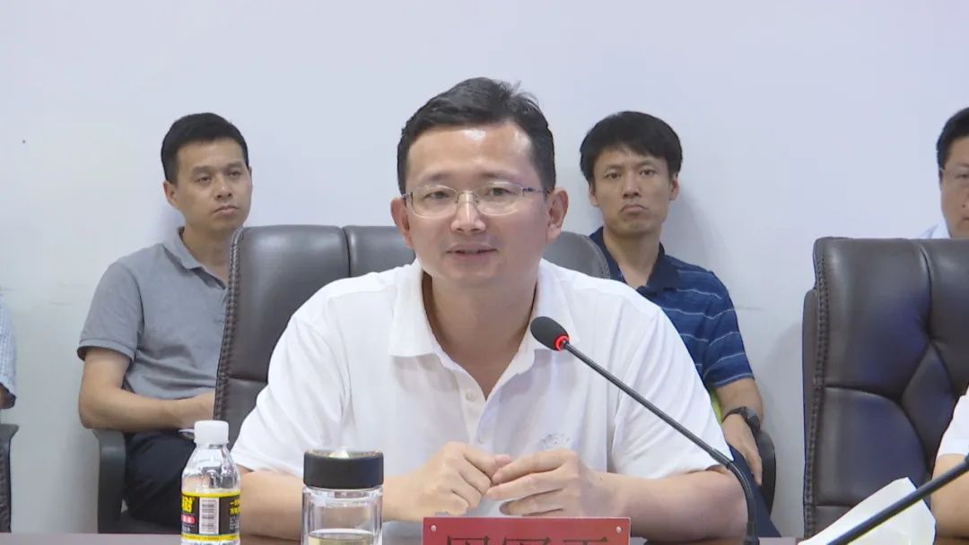 周军平赴临高金牌港园区调研