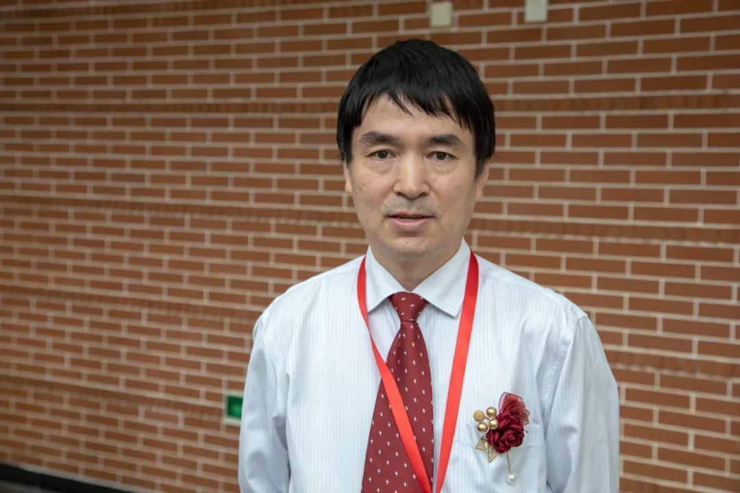 就是理论与实践相结合的产物,它的制作者,国科大物理学院教授成昭华说