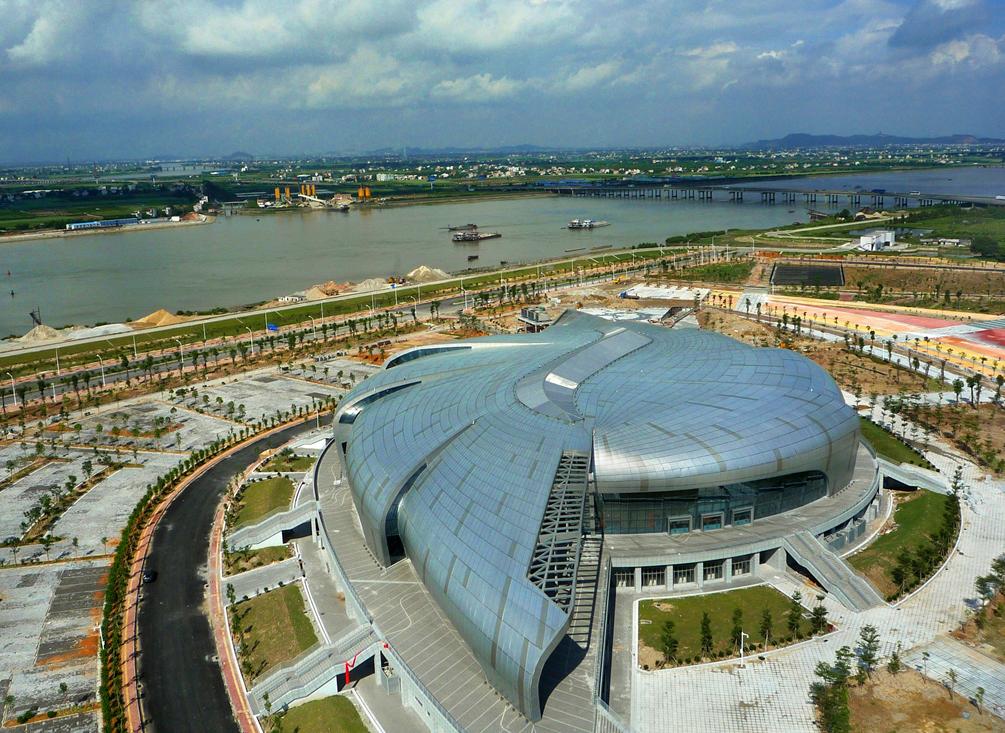 江门市滨江体育中心