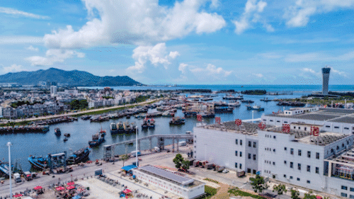 首批三亚崖州中心渔港入选国家级海洋捕捞渔获物定点上岸渔港