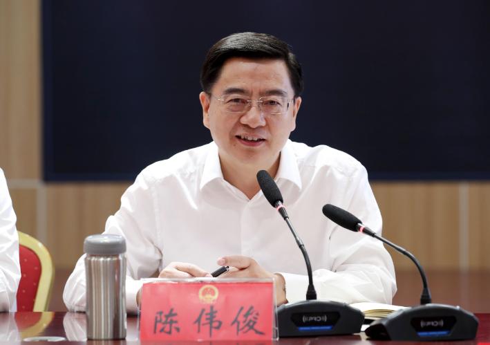 从企业视角看一流营商环境"十个标准"!陈伟俊与基层代表共话优环境_澎