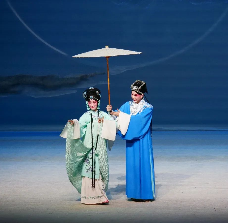 倾情打造 独家呈现 昆剧《拜月亭记》首演圆满成功