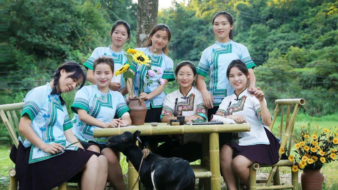 侗族七仙女空降直播间,三水旅游文化周精彩看点今晚揭晓!