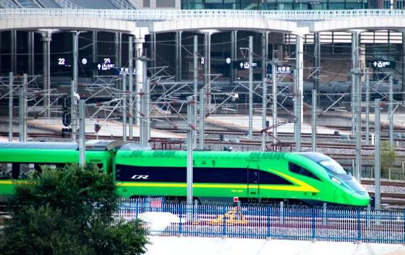 兰州西～杭州东g1874/5 g1876/3次1对;兰州西～厦门北g3186/3 g3184/5