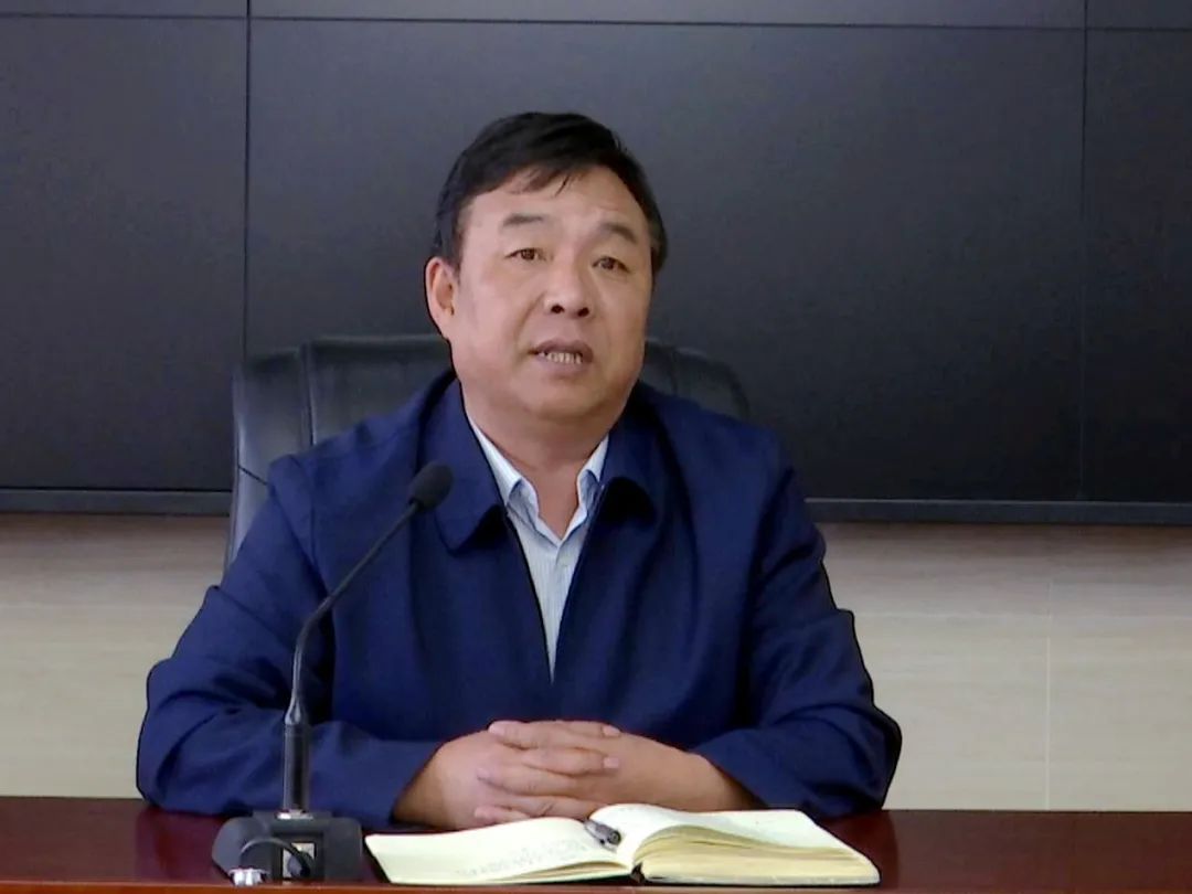 县委副书记,县长许树德,副县长张新社,县直相关部门