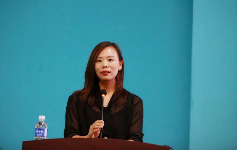 武强县委网信办召开网信工作培训会