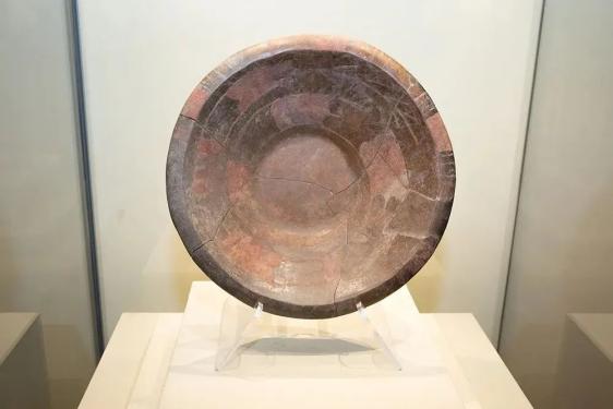 四千年前两大都邑今起"相会",陶寺,石峁联展追迹黄河文明