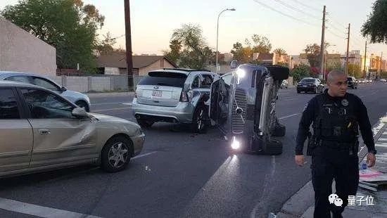 Uber無人車撞死人，安全員被控過失殺人，算法免于追責(zé)