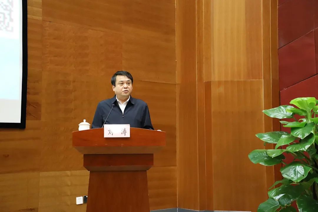 9月18日上午,由中共延安市委组织部,延安学习书院61延安书局,陕西