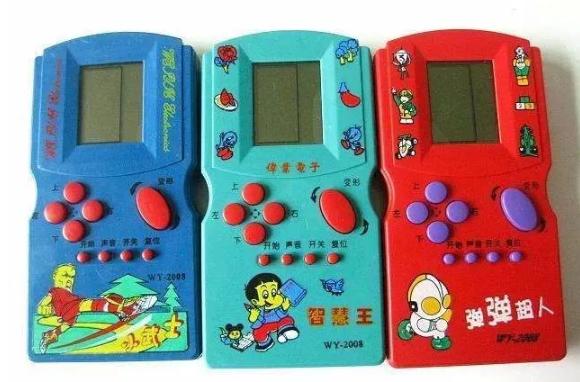 是是不是叫这个名字其实小编我也不知道俄罗斯方块游戏机03还有那原汁