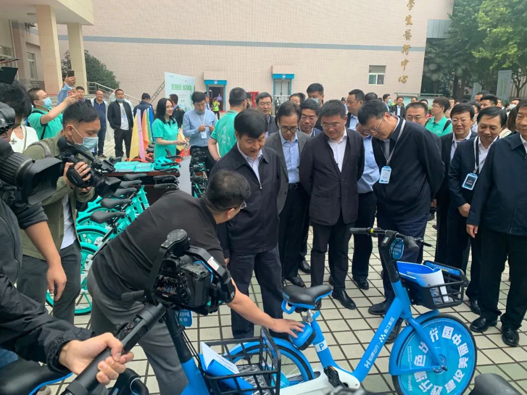 主城区绿色公交车占比1石家庄专科学校00% 西安荣膺“国家绿色交通城市”