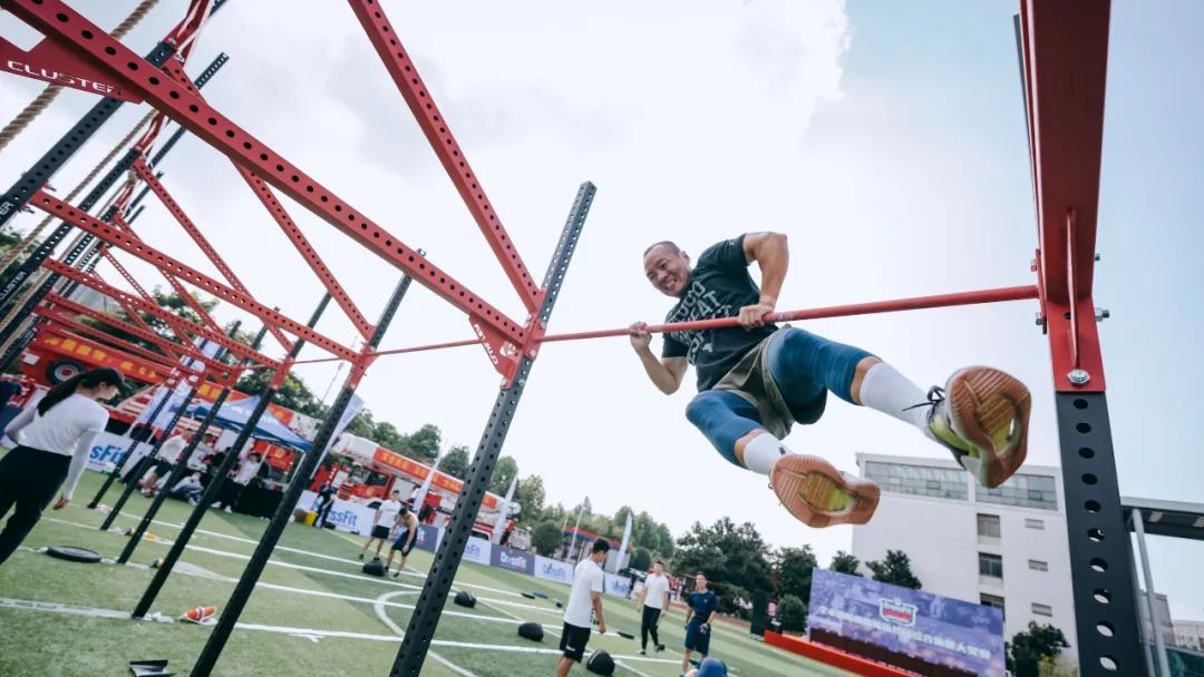 啥叫"crossfit"?令人热血沸腾的答案来了!