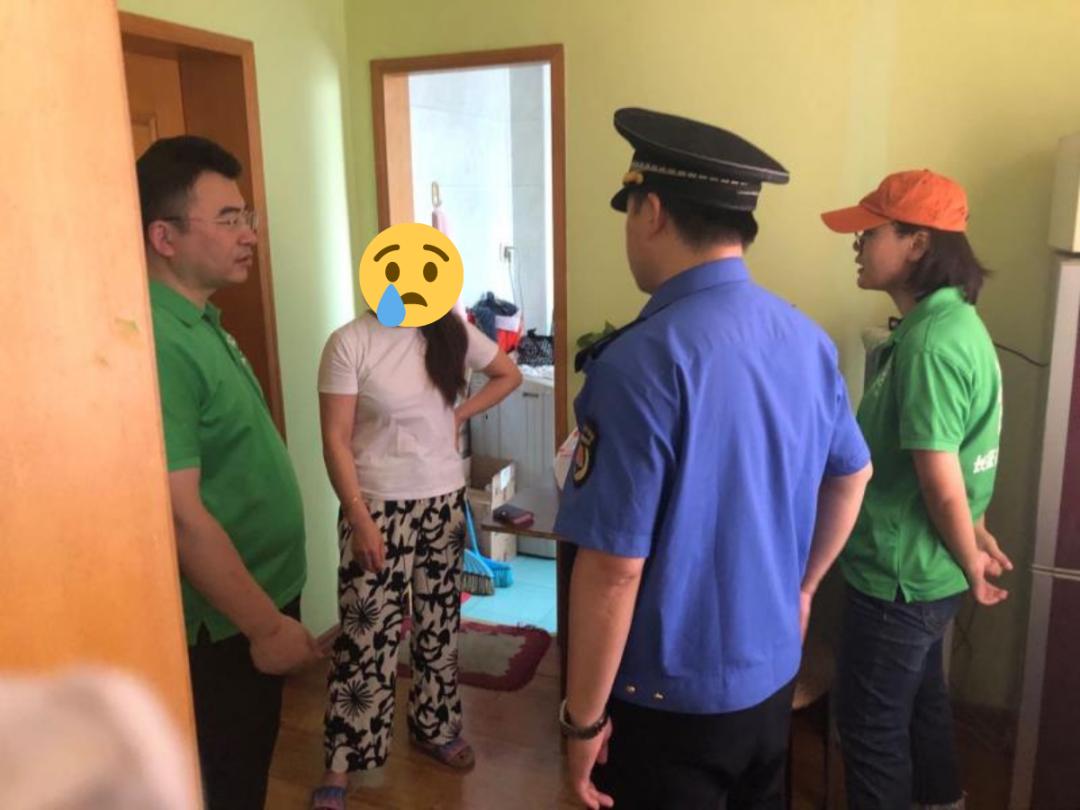 本以為只是高空拋物沒想到看普陀城管如何偵破案中案