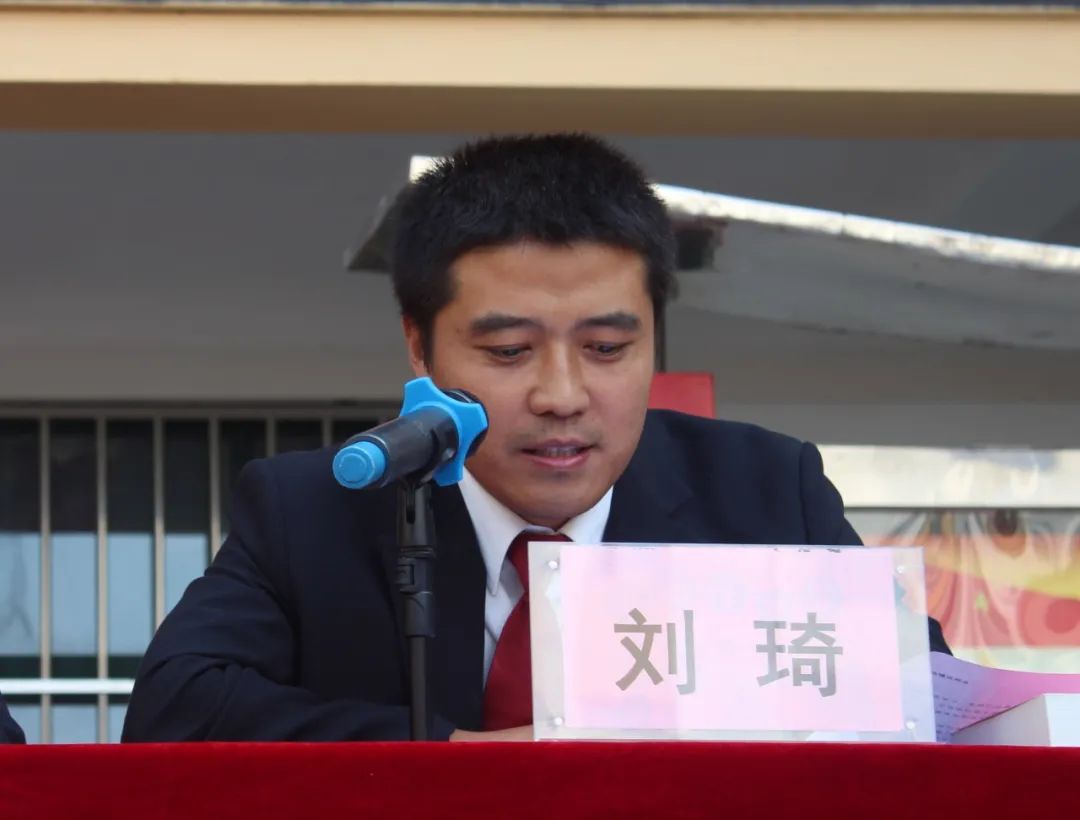 佳县法院与佳县一中联合举办民法典法律知识讲座