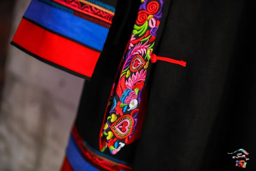 围观第五届中国浙江畲族服饰设计展演就是这么美