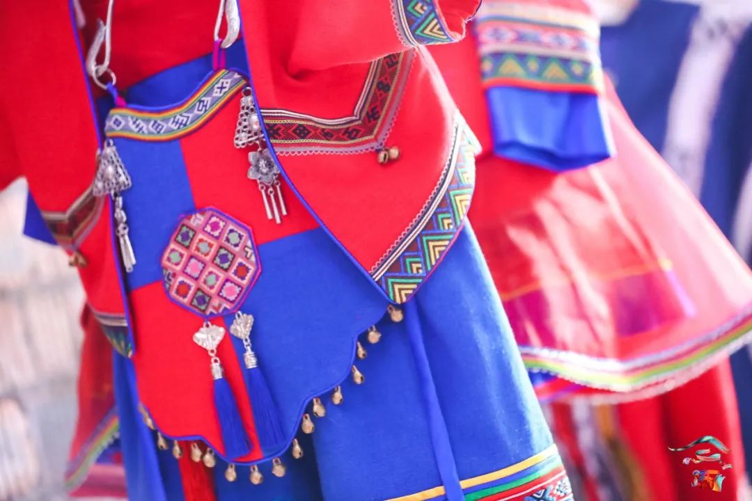 围观第五届中国浙江畲族服饰设计展演就是这么美