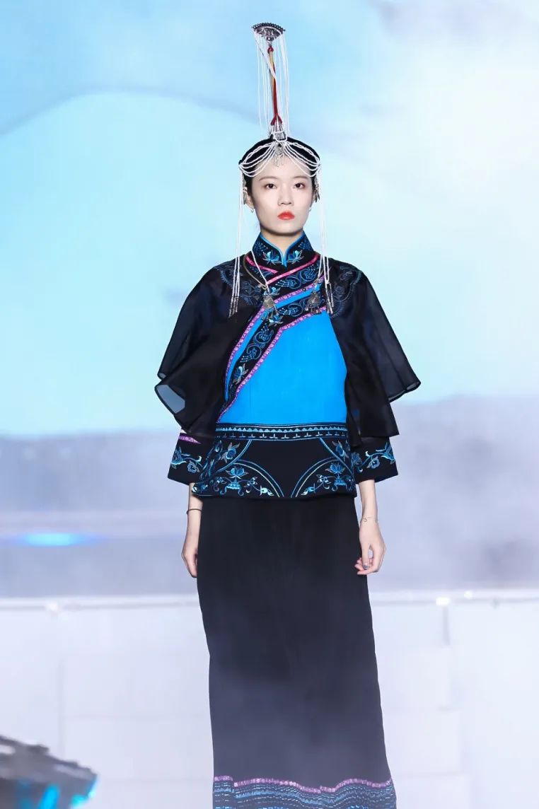 围观第五届中国浙江畲族服饰设计展演就是这么美