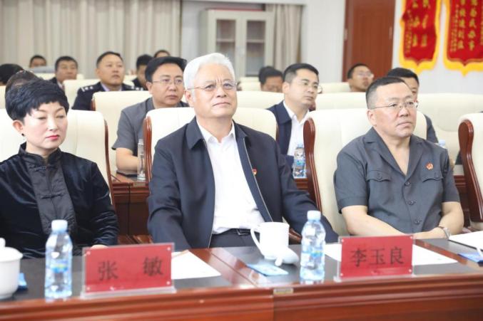 基层动态全国人大代表李玉良视察伊金霍洛旗人民法院执行工作