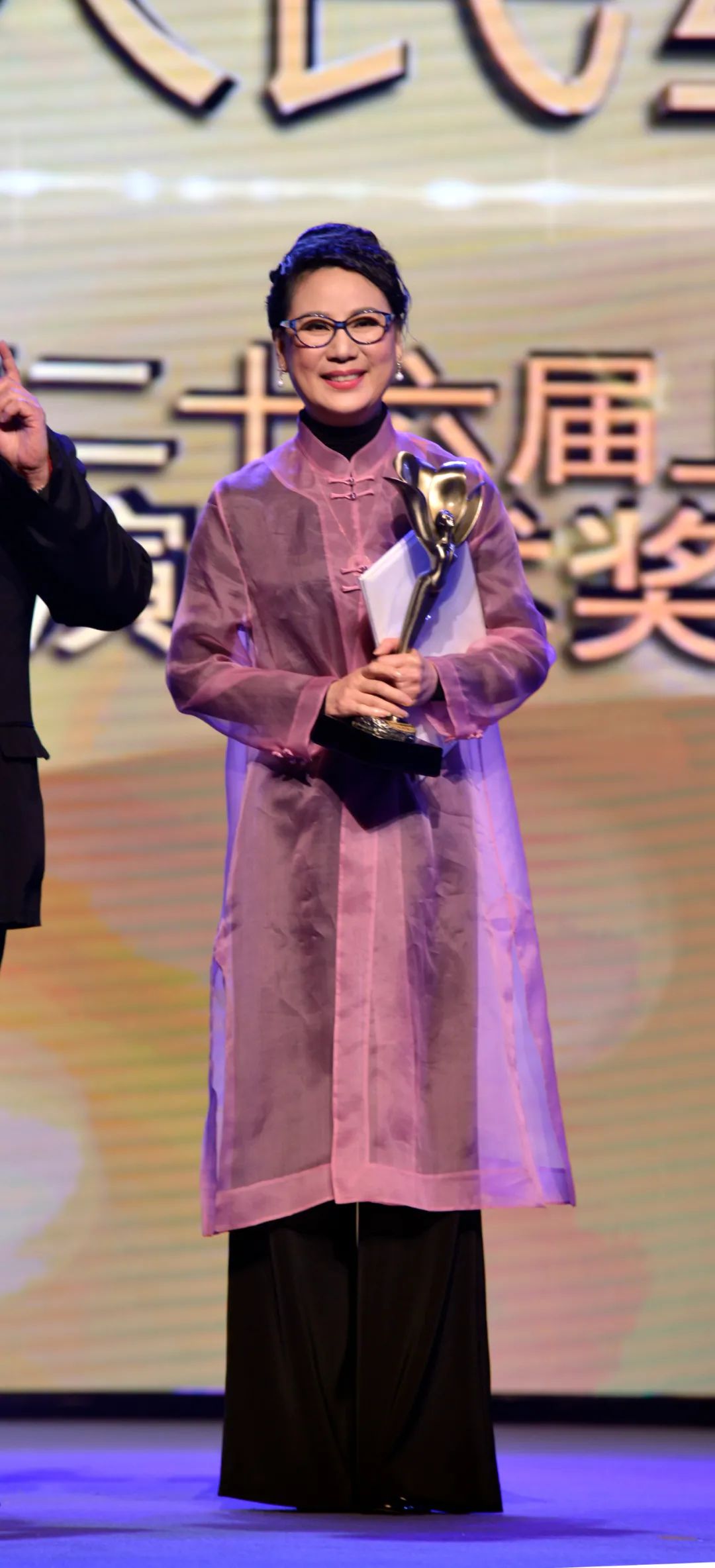 钱惠丽翻越每一座山峰76玉兰芬芳三十载74