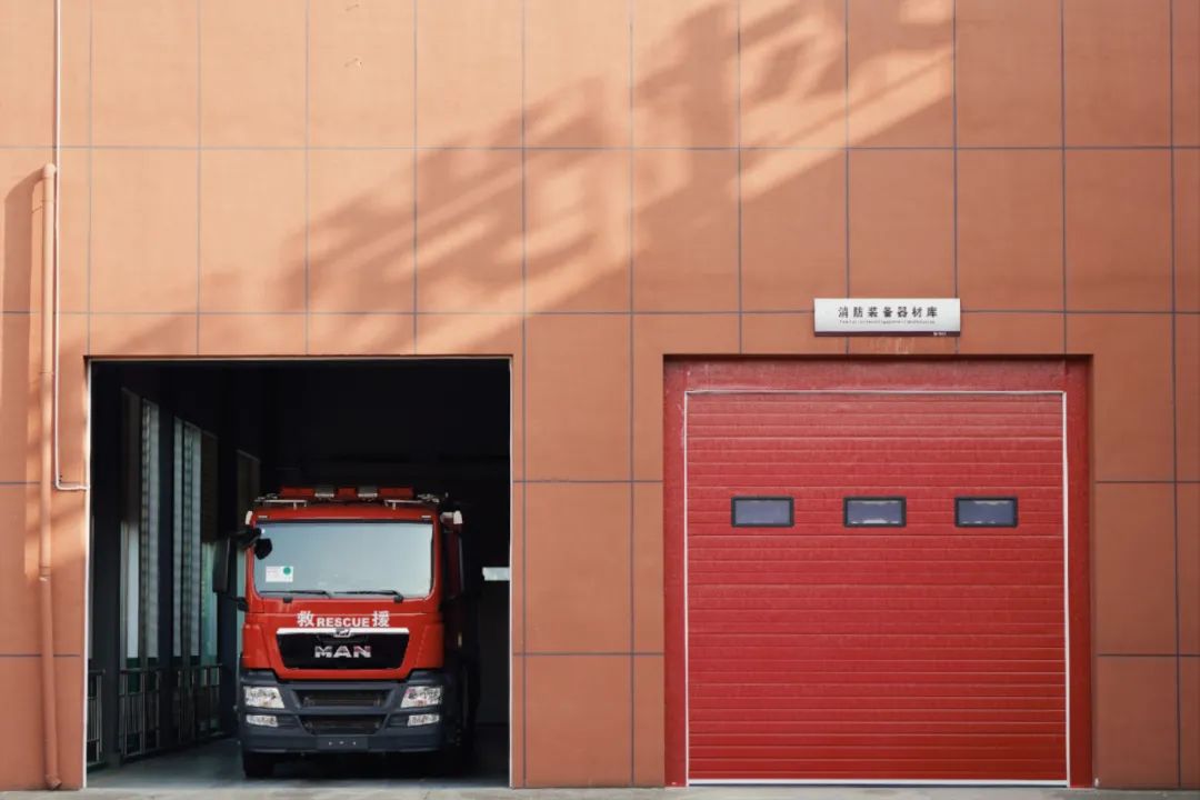 重新出发 带着融进骨血里的 使命 和 初心